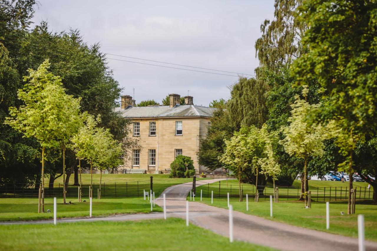 Bed & Breakfast Hall 4*